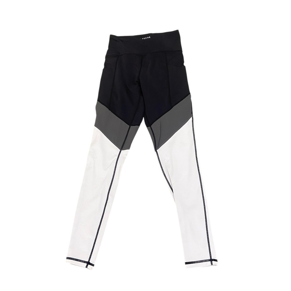 Glyder black/gray/white high waist leggings contrast Overstitching size small